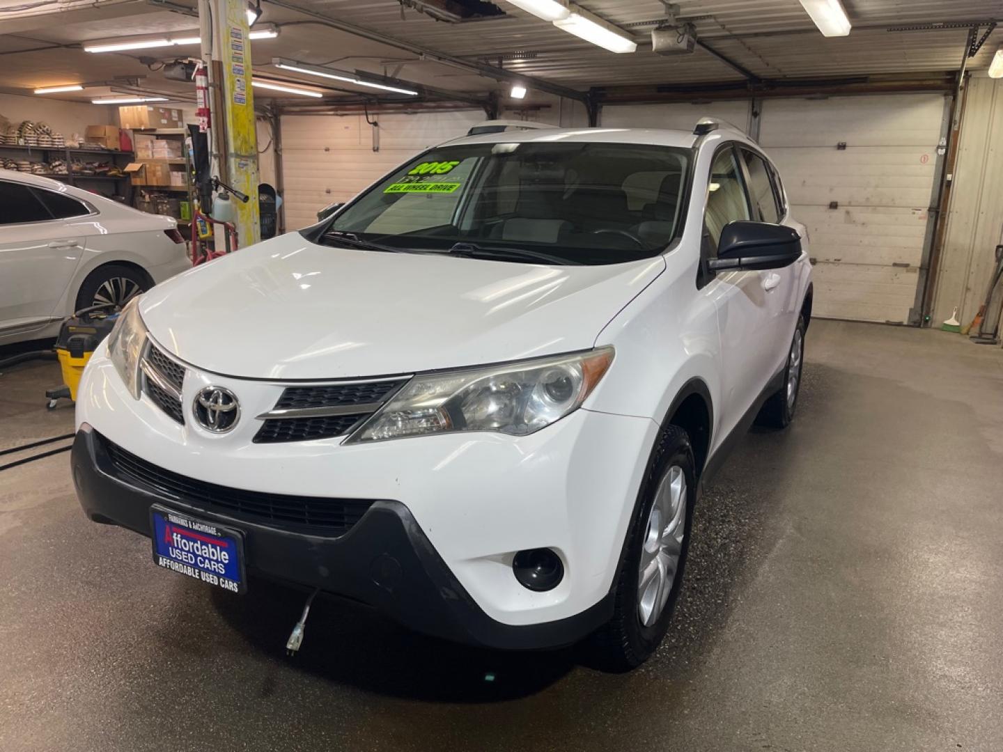 2015 WHITE TOYOTA RAV4 LE (2T3BFREV1FW) with an 2.5L engine, Automatic transmission, located at 2525 S. Cushman, Fairbanks, AK, 99701, (907) 452-5707, 64.824036, -147.712311- Photo#1