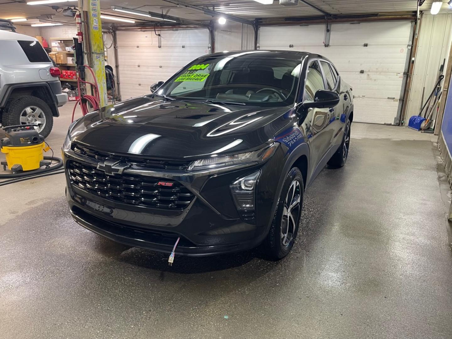 2024 BLACK CHEVROLET TRAX 1RS 1RS (KL77LGE25RC) with an 1.2L engine, Automatic transmission, located at 2525 S. Cushman, Fairbanks, AK, 99701, (907) 452-5707, 64.824036, -147.712311- Photo#1