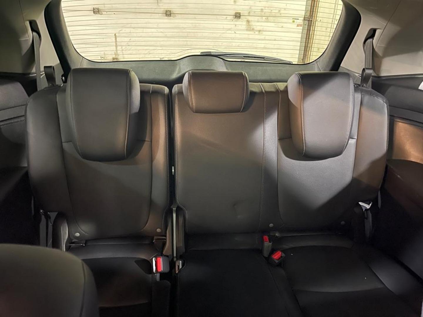 2022 WHITE HONDA ODYSSEY TOURING (5FNRL6H81NB) with an 3.5L engine, Automatic transmission, located at 2525 S. Cushman, Fairbanks, AK, 99701, (907) 452-5707, 64.824036, -147.712311 - Photo#6