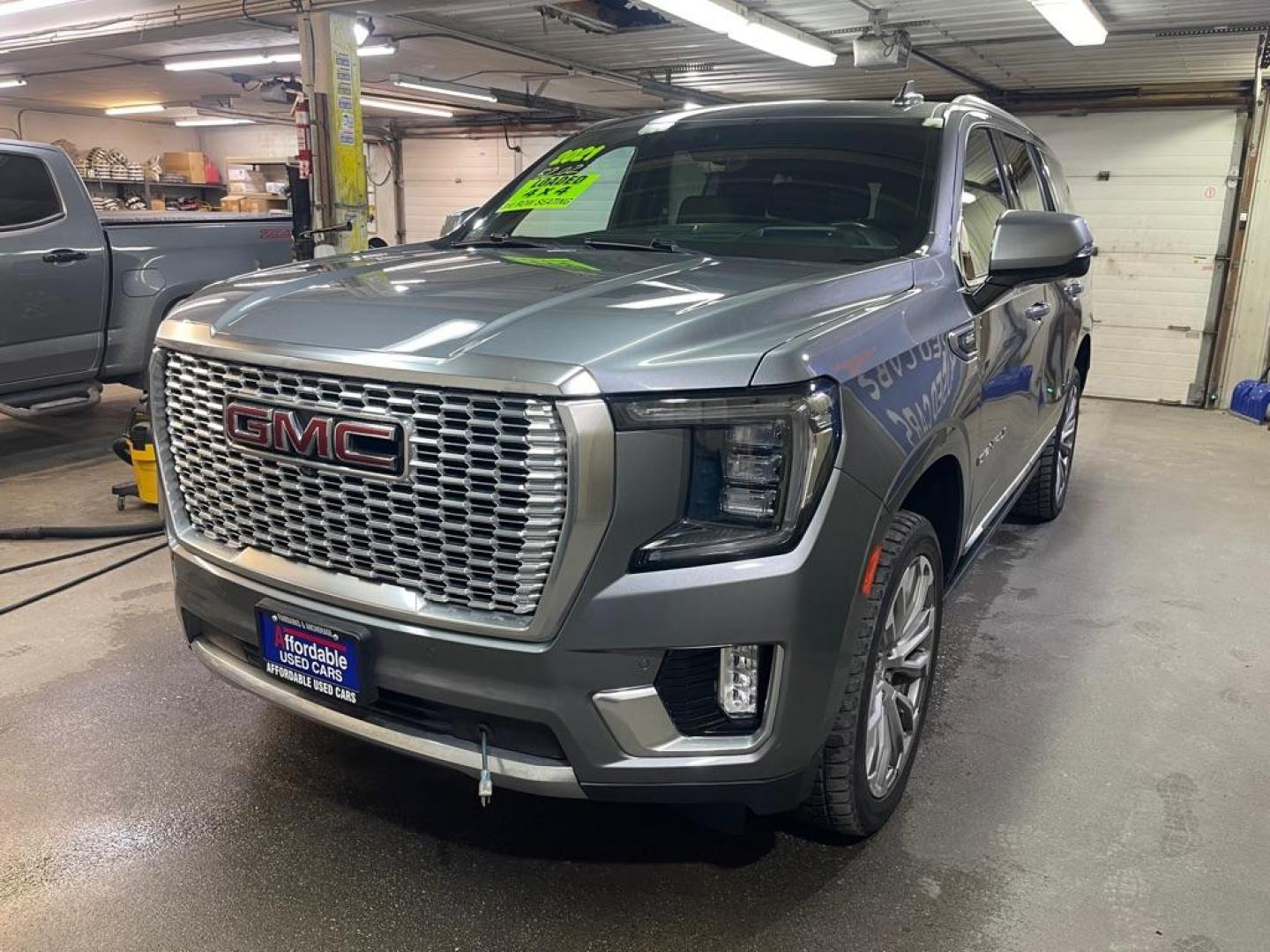 2021 GRAY GMC YUKON DENALI (1GKS2DKL4MR) with an 6.2L engine, Automatic transmission, located at 2525 S. Cushman, Fairbanks, AK, 99701, (907) 452-5707, 64.824036, -147.712311 - Photo#1