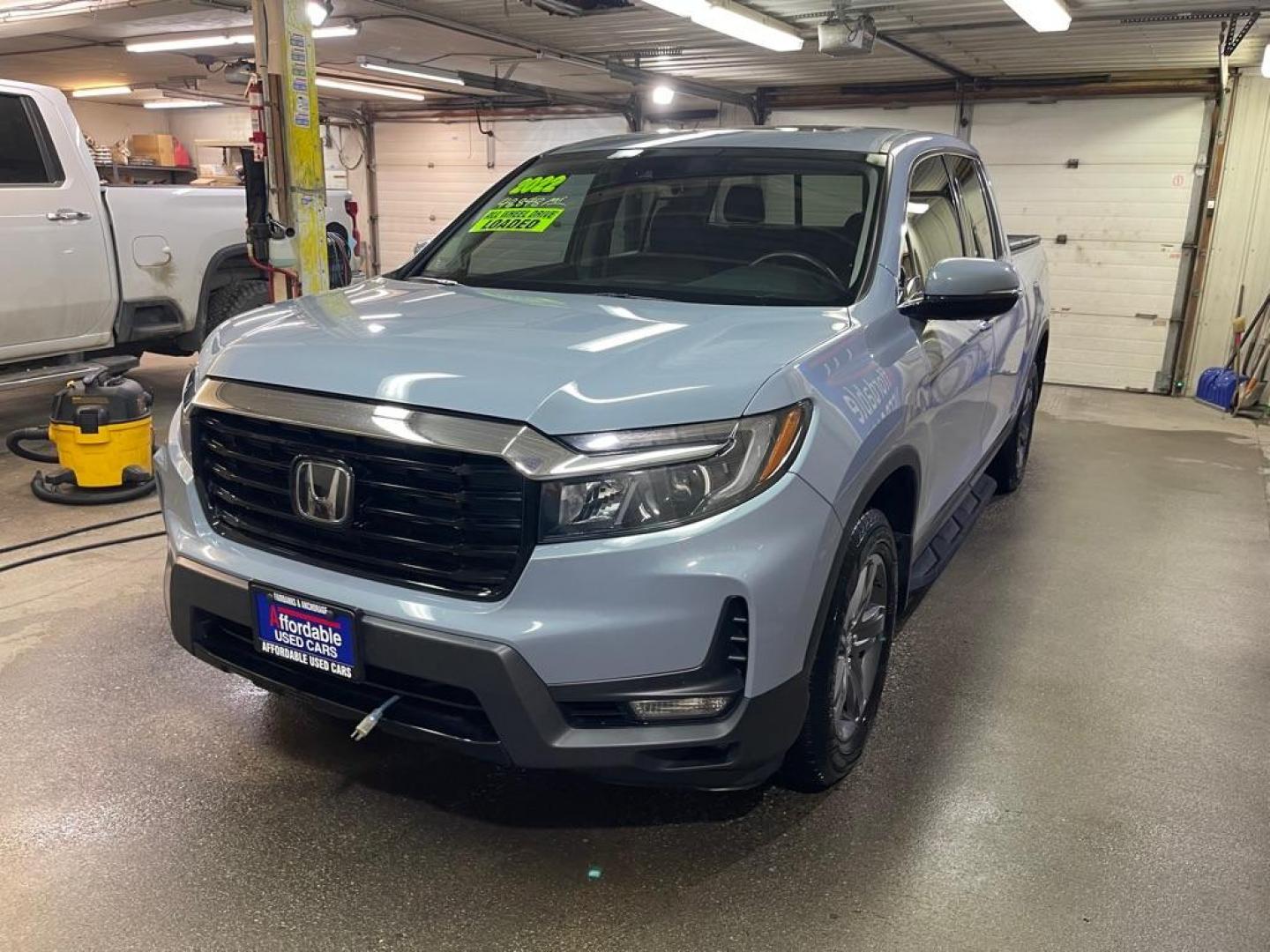 2022 GRAY HONDA RIDGELINE RTL (5FPYK3F75NB) with an 3.5L engine, Automatic transmission, located at 2525 S. Cushman, Fairbanks, AK, 99701, (907) 452-5707, 64.824036, -147.712311 - Photo#1