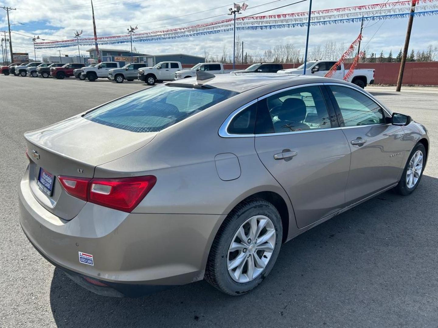 2024 GRAY CHEVROLET MALIBU LT (1G1ZD5ST7RF) with an 1.5L engine, Continuously Variable transmission, located at 2525 S. Cushman, Fairbanks, AK, 99701, (907) 452-5707, 64.824036, -147.712311 - Photo#2