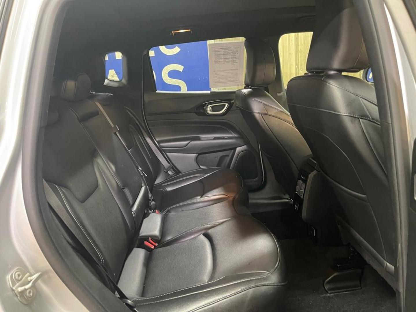 2024 SILVER JEEP COMPASS LIMITED (3C4NJDCN0RT) with an 2.0L engine, Automatic transmission, located at 2525 S. Cushman, Fairbanks, AK, 99701, (907) 452-5707, 64.824036, -147.712311 - Photo#4