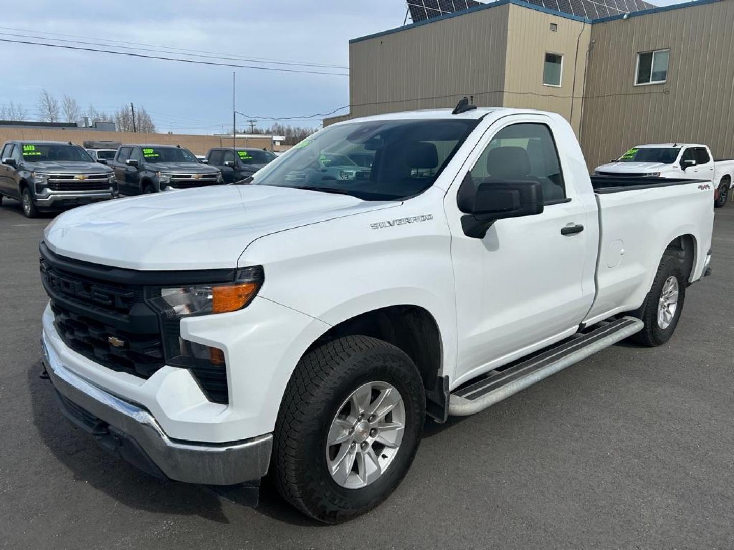 2024 WHITE CHEVROLET SILVERADO 1500 (3GCNDAEDXRG) with an 5.3L engine, Automatic transmission, located at 2525 S. Cushman, Fairbanks, AK, 99701, (907) 452-5707, 64.824036, -147.712311 - Photo#0