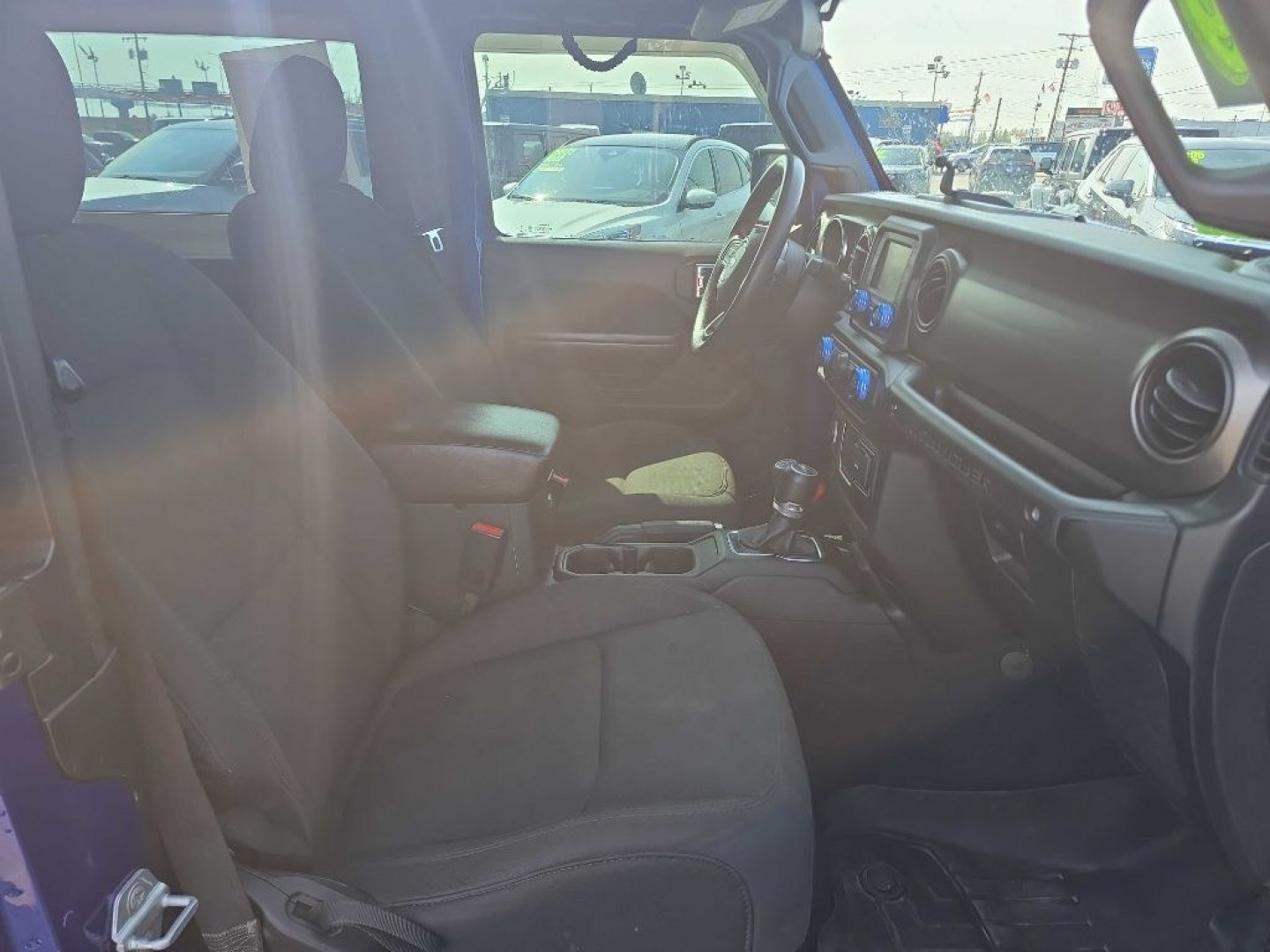 2019 BLUE JEEP WRANGLER SPORT (1C4GJXAG1KW) with an 3.6L engine, Automatic transmission, located at 2525 S. Cushman, Fairbanks, AK, 99701, (907) 452-5707, 64.824036, -147.712311- Photo#3