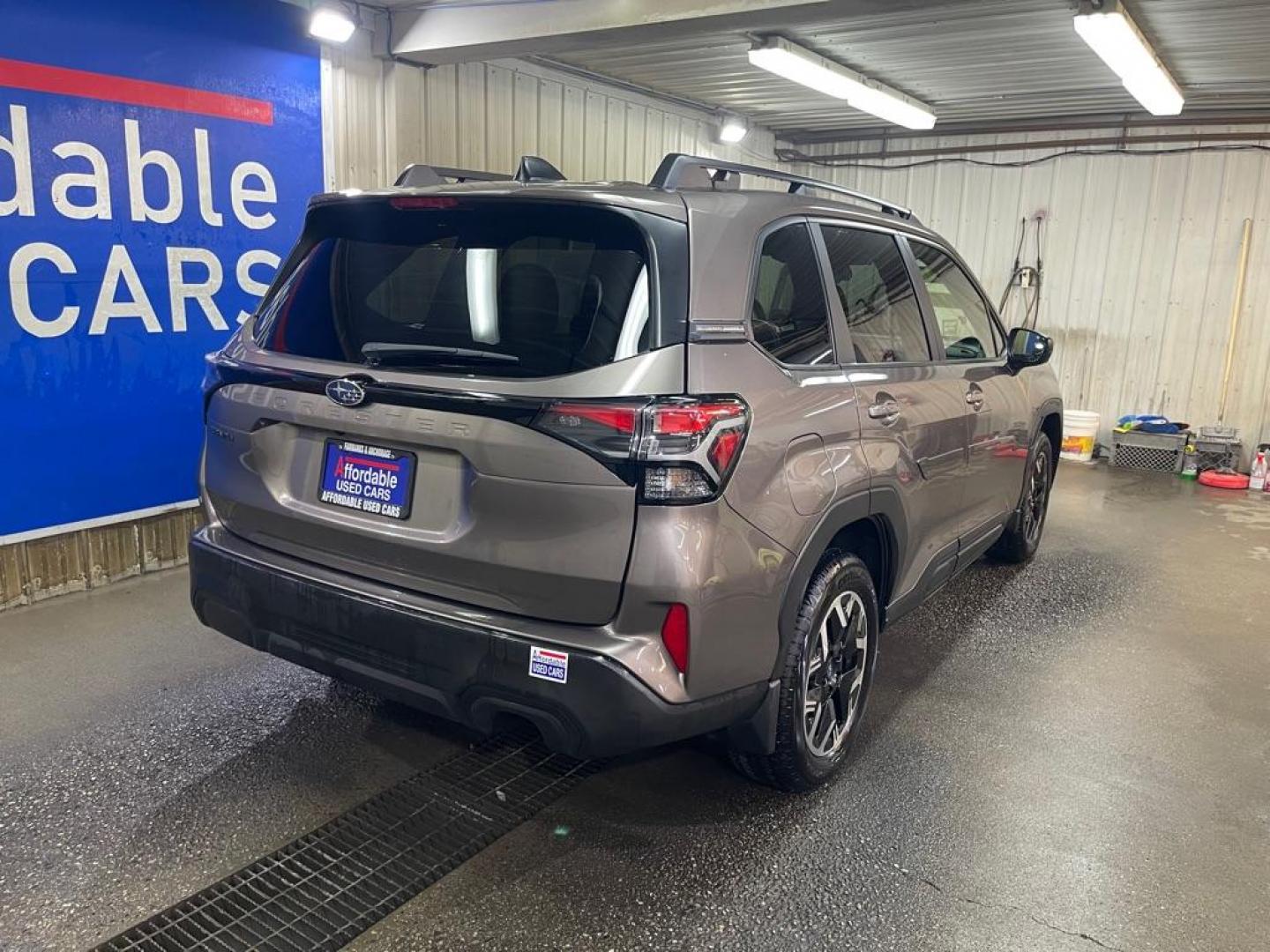 2025 BROWN SUBARU FORESTER PREMIUM (JF2SLDDC2SH) with an 2.5L engine, Continuously Variable transmission, located at 2525 S. Cushman, Fairbanks, AK, 99701, (907) 452-5707, 64.824036, -147.712311 - Photo#2