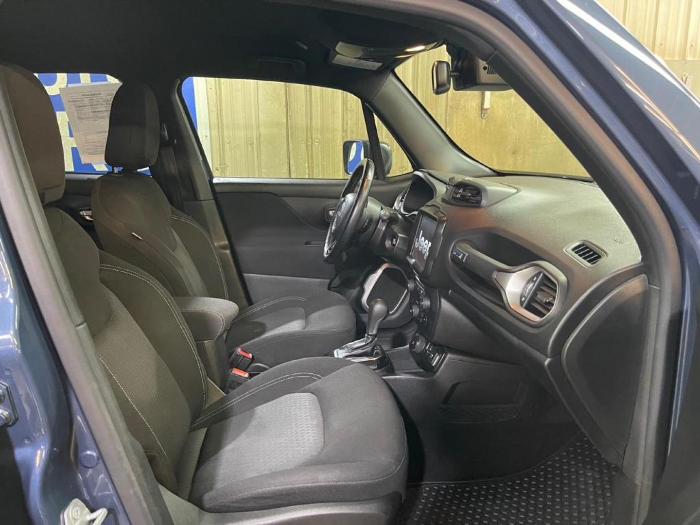 2021 BLUE JEEP RENEGADE LATITUDE (ZACNJDBB3MP) with an 2.4L engine, Automatic transmission, located at 2525 S. Cushman, Fairbanks, AK, 99701, (907) 452-5707, 64.824036, -147.712311 - Photo#3