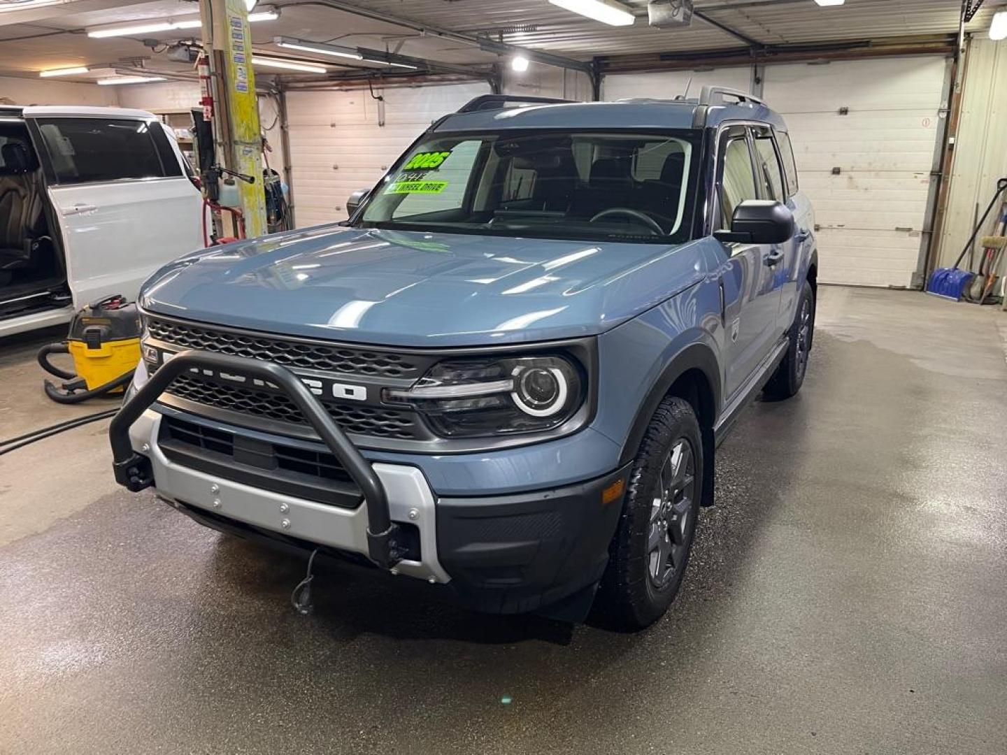 2025 BLUE FORD BRONCO SPORT BIG BEND (3FMCR9BN8SR) with an 1.5L engine, Automatic transmission, located at 2525 S. Cushman, Fairbanks, AK, 99701, (907) 452-5707, 64.824036, -147.712311 - Photo#1