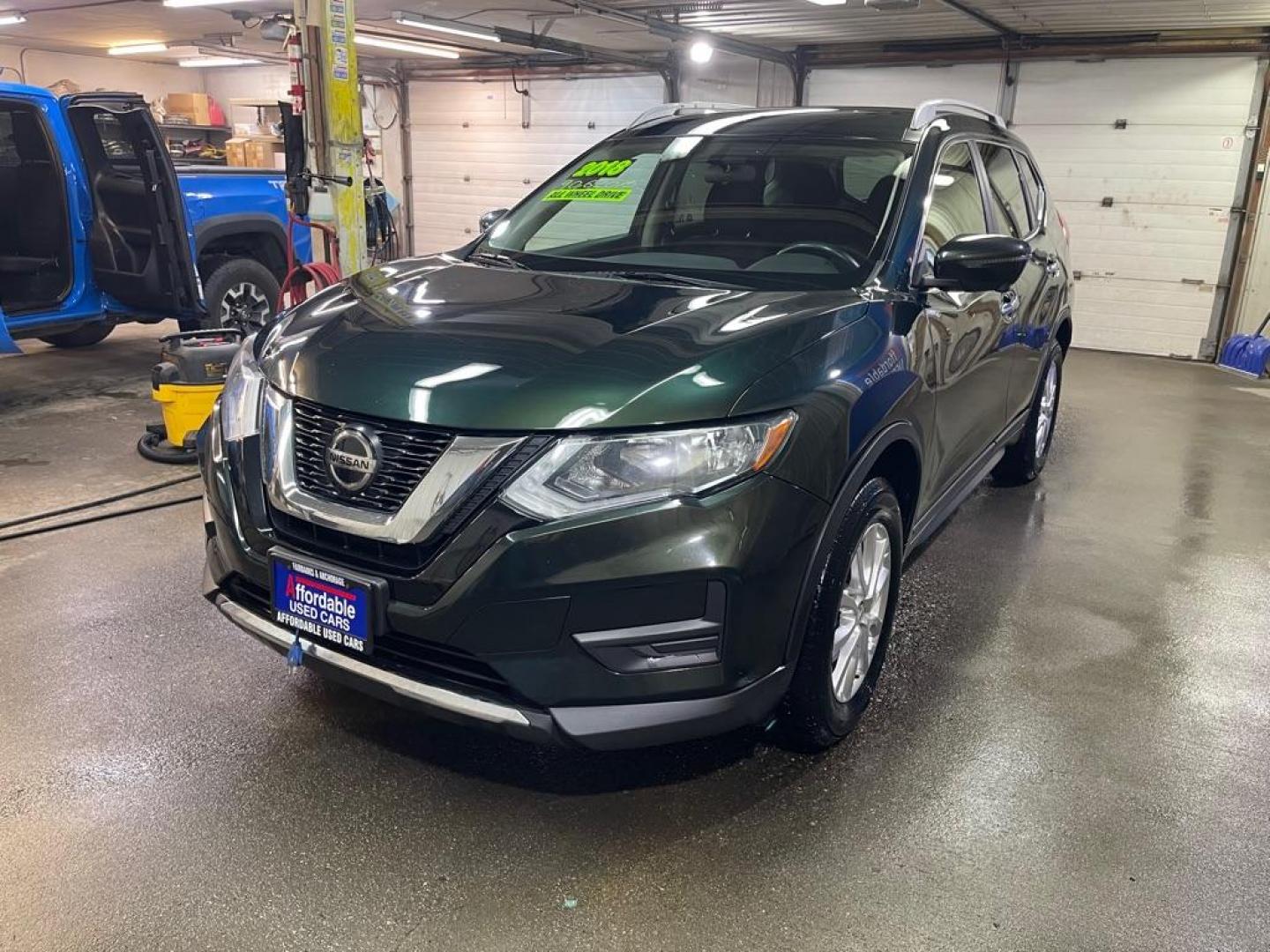 2018 BLACK NISSAN ROGUE S (5N1AT2MV5JC) with an 2.5L engine, Continuously Variable transmission, located at 2525 S. Cushman, Fairbanks, AK, 99701, (907) 452-5707, 64.824036, -147.712311 - Photo#1