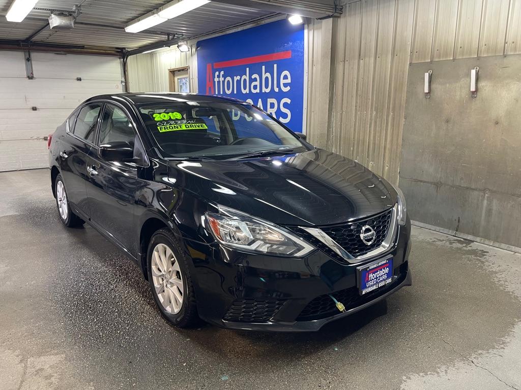 photo of 2019 NISSAN SENTRA SV