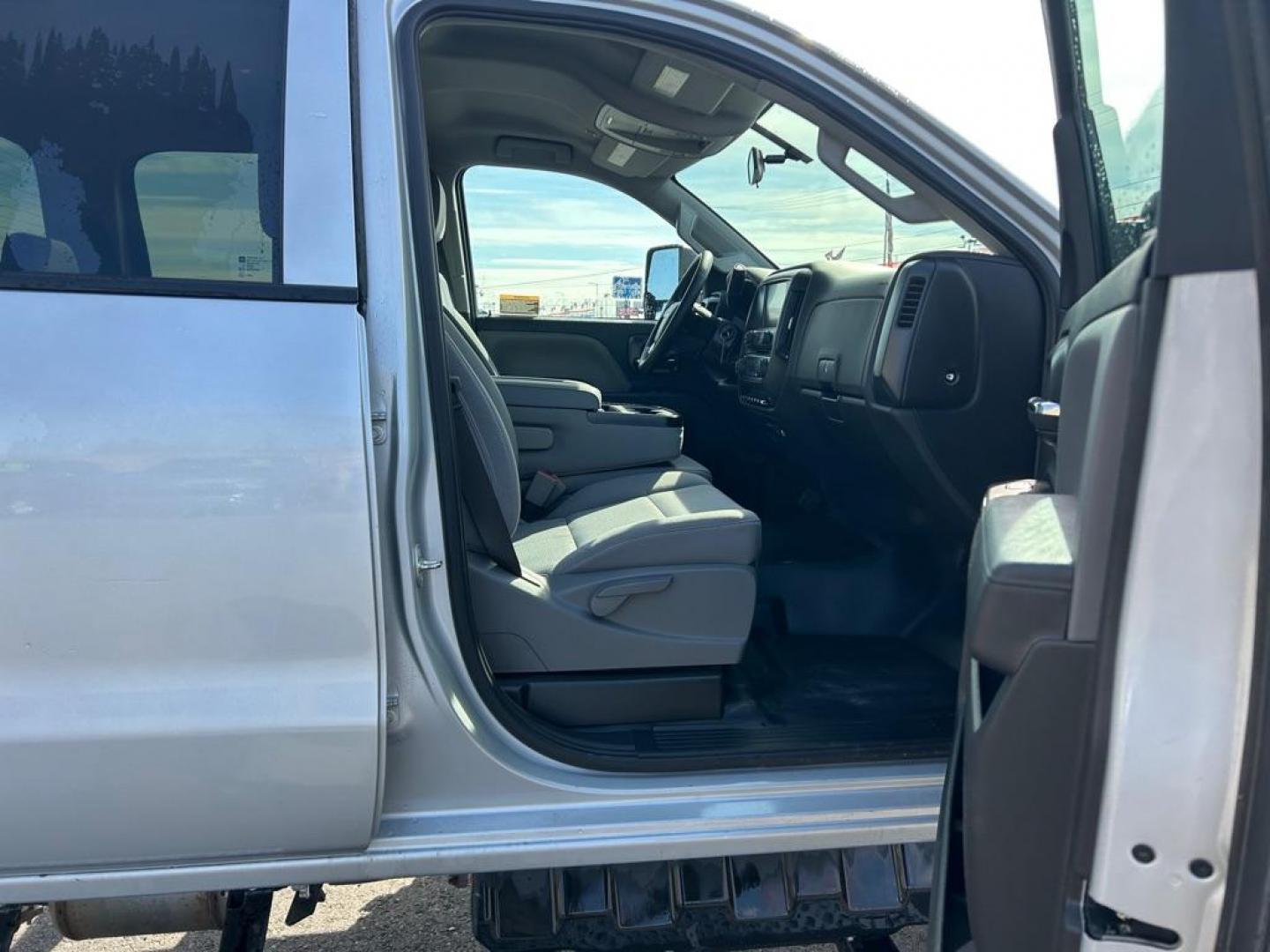 2024 SILVER CHEVROLET SILVERADO MEDIU 5500 (1HTKJPVK5RH) with an 6.6L engine, Automatic transmission, located at 2525 S. Cushman, Fairbanks, AK, 99701, (907) 452-5707, 64.824036, -147.712311 - Photo#3