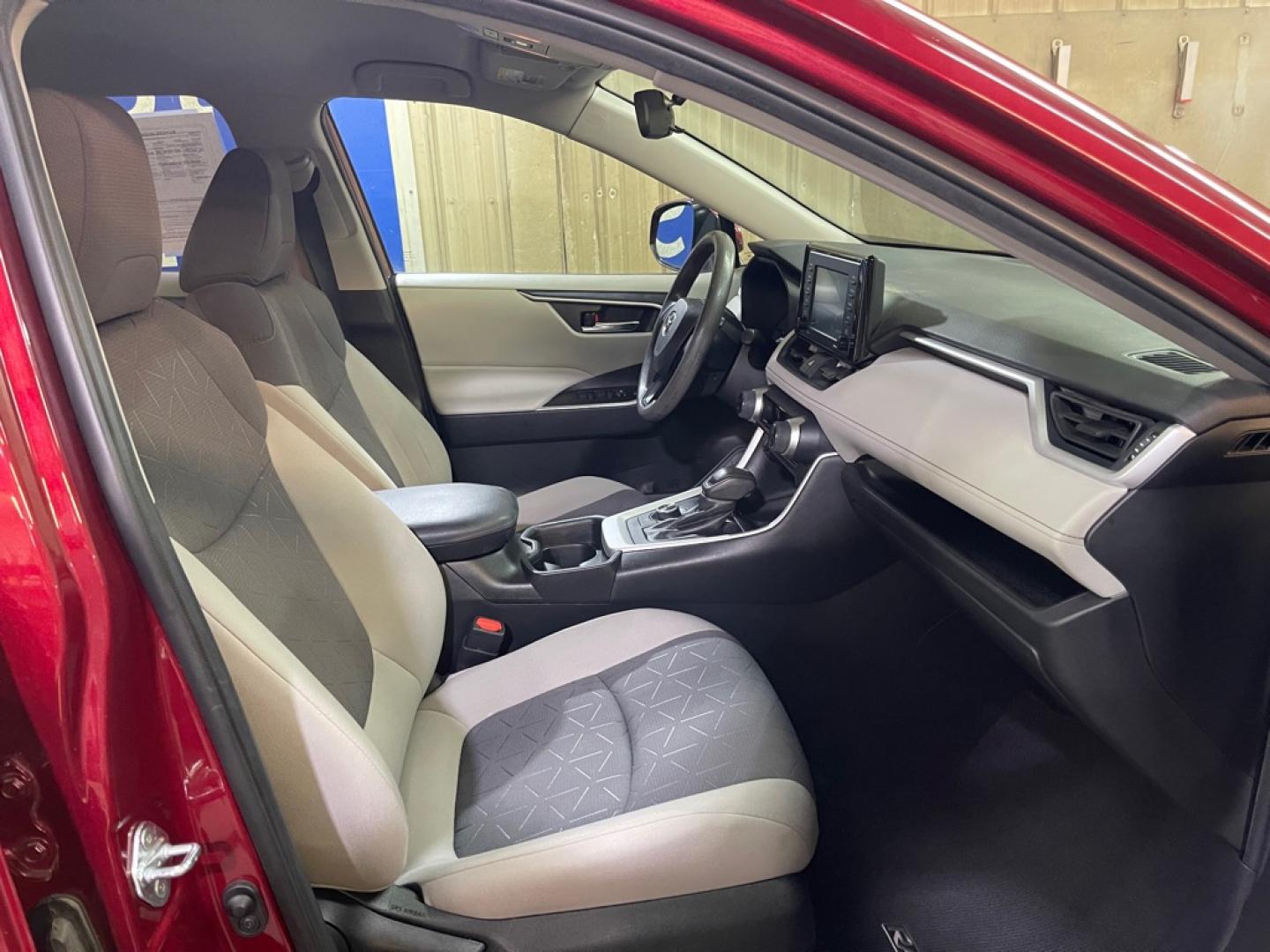2021 RED TOYOTA RAV4 XLE XLE (4T3RWRFV7MU) with an 2.5L engine, Continuously Variable transmission, located at 2525 S. Cushman, Fairbanks, AK, 99701, (907) 452-5707, 64.824036, -147.712311- Photo#3