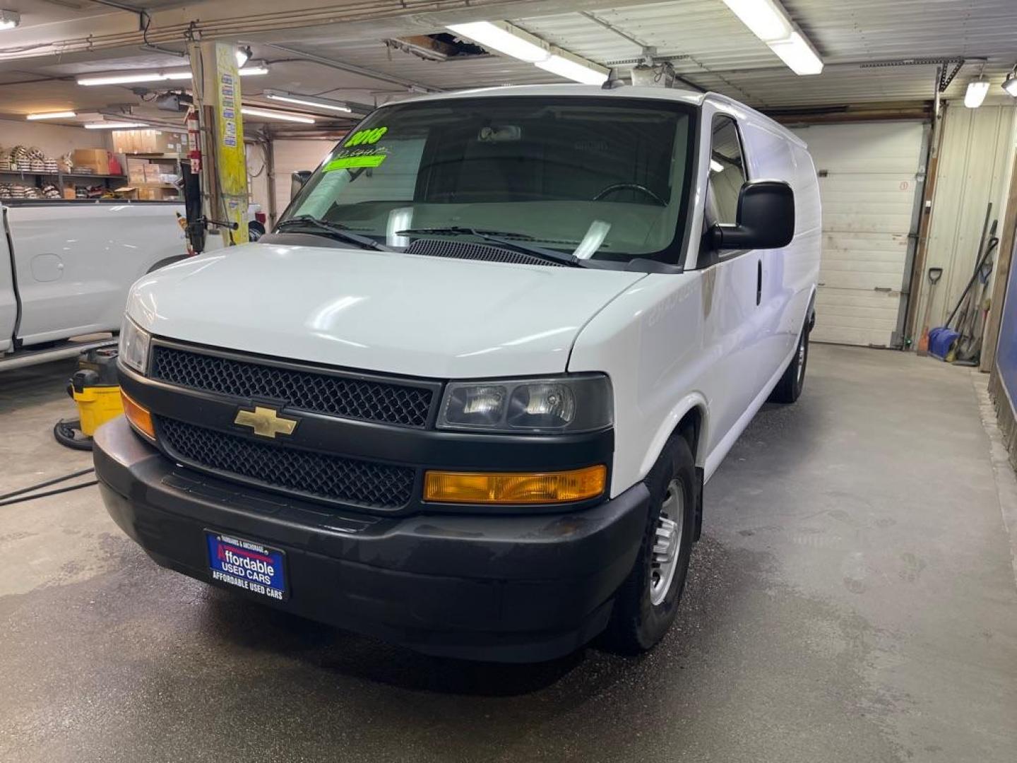 2018 WHITE CHEVROLET EXPRESS G3500 (1GCZGHFG8J1) with an 6.0L engine, Automatic transmission, located at 2525 S. Cushman, Fairbanks, AK, 99701, (907) 452-5707, 64.824036, -147.712311 - Photo#1
