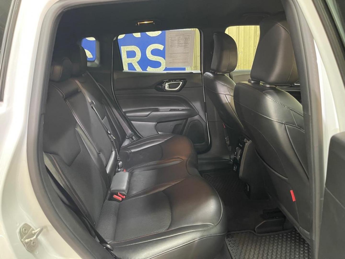 2023 WHITE JEEP COMPASS TRAILHAWK (3C4NJDDN3PT) with an 2.0L engine, Automatic transmission, located at 2525 S. Cushman, Fairbanks, AK, 99701, (907) 452-5707, 64.824036, -147.712311 - Photo#4