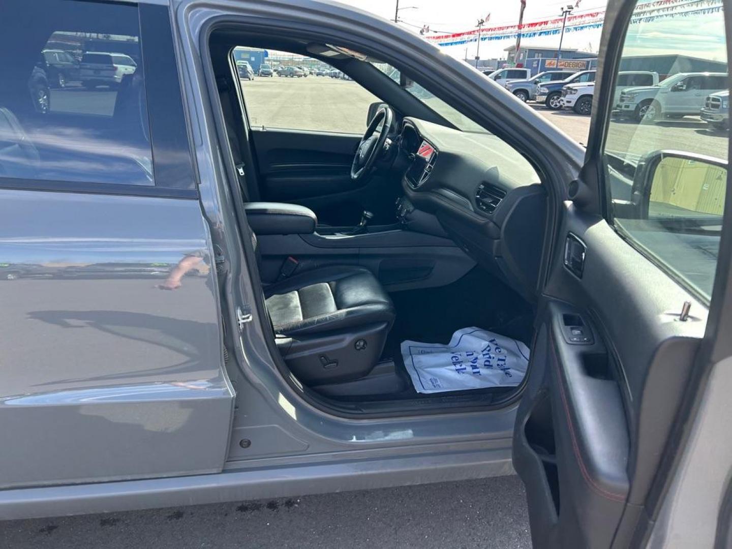2024 GREY DODGE DURANGO GT (1C4RDJDG7RC) with an 3.6L engine, Automatic transmission, located at 2525 S. Cushman, Fairbanks, AK, 99701, (907) 452-5707, 64.824036, -147.712311 - Photo#4