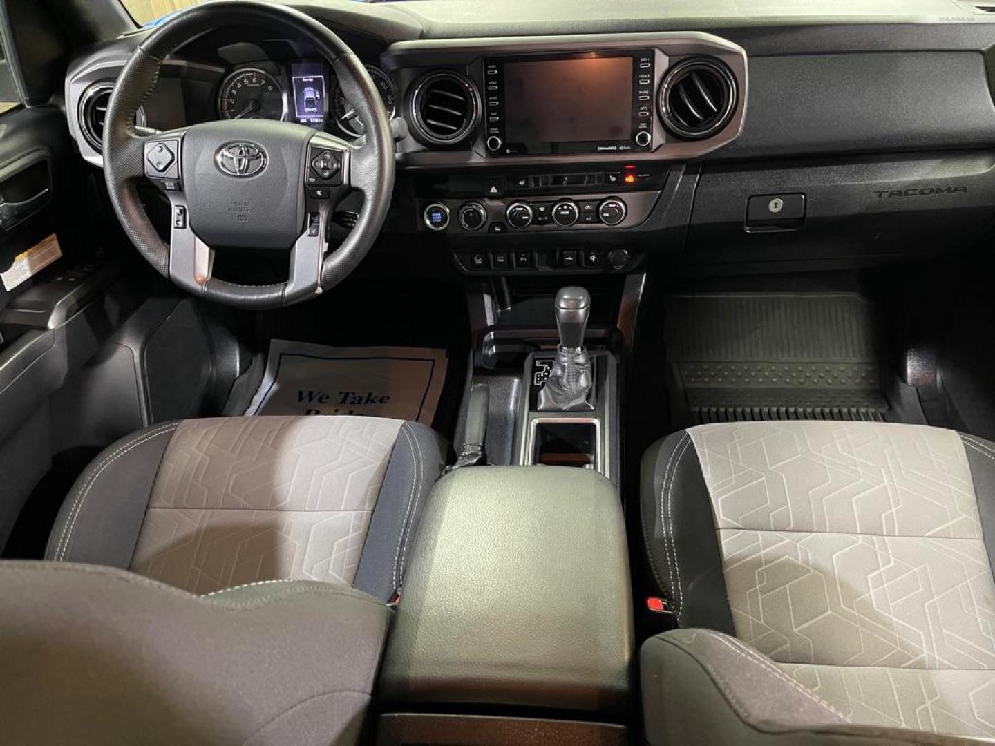 2020 BLUE TOYOTA TACOMA ACCESS CAB (5TFSZ5AN9LX) with an 3.5L engine, Automatic transmission, located at 2525 S. Cushman, Fairbanks, AK, 99701, (907) 452-5707, 64.824036, -147.712311 - Photo#5