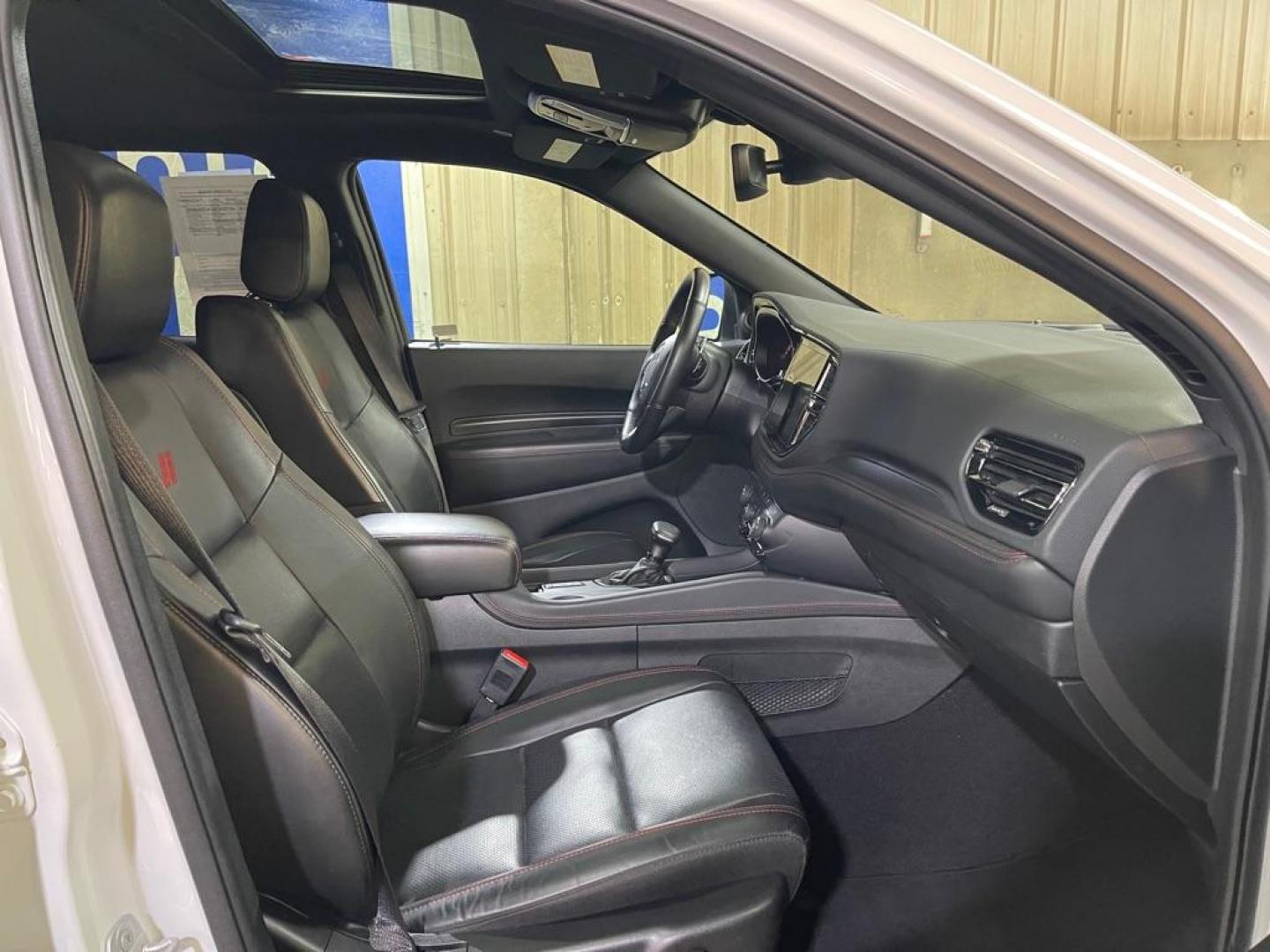 2025 WHITE DODGE DURANGO R/T (1C4SDJCT0SC) with an 5.7L engine, Automatic transmission, located at 2525 S. Cushman, Fairbanks, AK, 99701, (907) 452-5707, 64.824036, -147.712311 - Photo#3