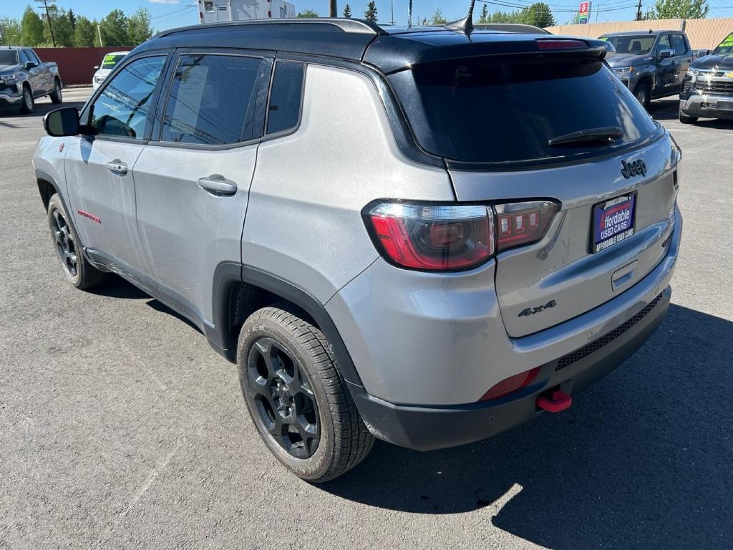 2023 SILVER JEEP COMPASS TRAILHAWK (3C4NJDDN8PT) with an 2.0L engine, Automatic transmission, located at 2525 S. Cushman, Fairbanks, AK, 99701, (907) 452-5707, 64.824036, -147.712311 - Photo#3
