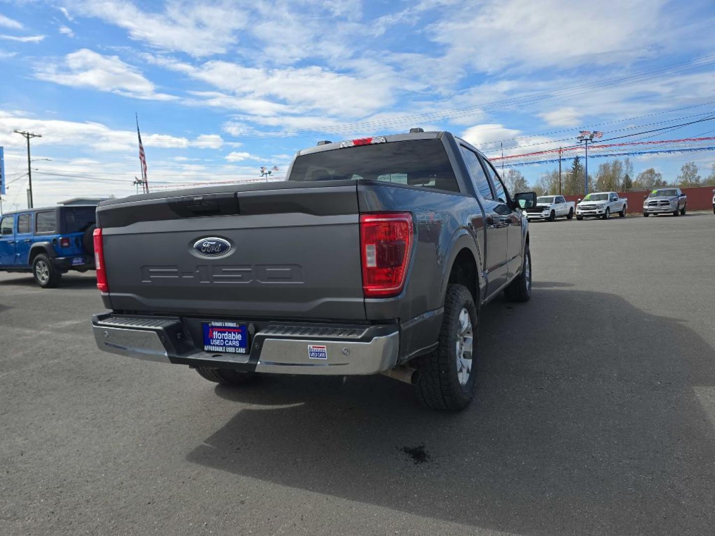 2023 GRAY FORD F150 XLT SUPERCREW (1FTFW1E55PF) with an 5.0L engine, Automatic transmission, located at 2525 S. Cushman, Fairbanks, AK, 99701, (907) 452-5707, 64.824036, -147.712311- Photo#2