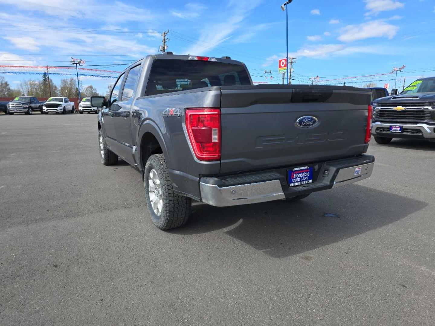 2023 GRAY FORD F150 XLT SUPERCREW (1FTFW1E55PF) with an 5.0L engine, Automatic transmission, located at 2525 S. Cushman, Fairbanks, AK, 99701, (907) 452-5707, 64.824036, -147.712311- Photo#3