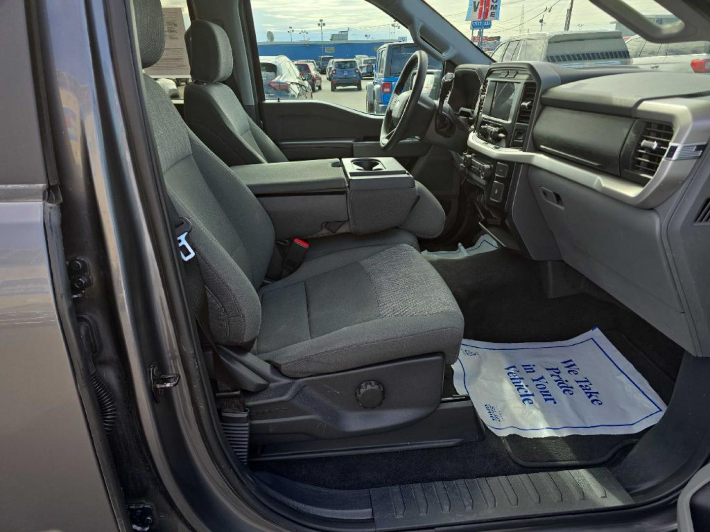 2023 GRAY FORD F150 XLT SUPERCREW (1FTFW1E55PF) with an 5.0L engine, Automatic transmission, located at 2525 S. Cushman, Fairbanks, AK, 99701, (907) 452-5707, 64.824036, -147.712311- Photo#4