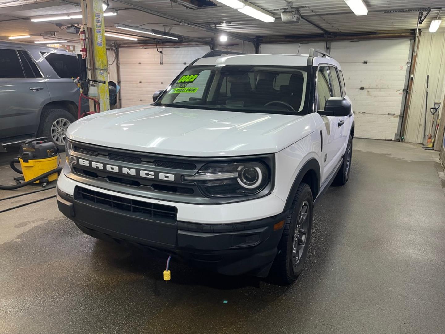 2022 WHITE FORD BRONCO SPORT BIG BEND (3FMCR9B67NR) with an 1.5L engine, Automatic transmission, located at 2525 S. Cushman, Fairbanks, AK, 99701, (907) 452-5707, 64.824036, -147.712311- Photo#1