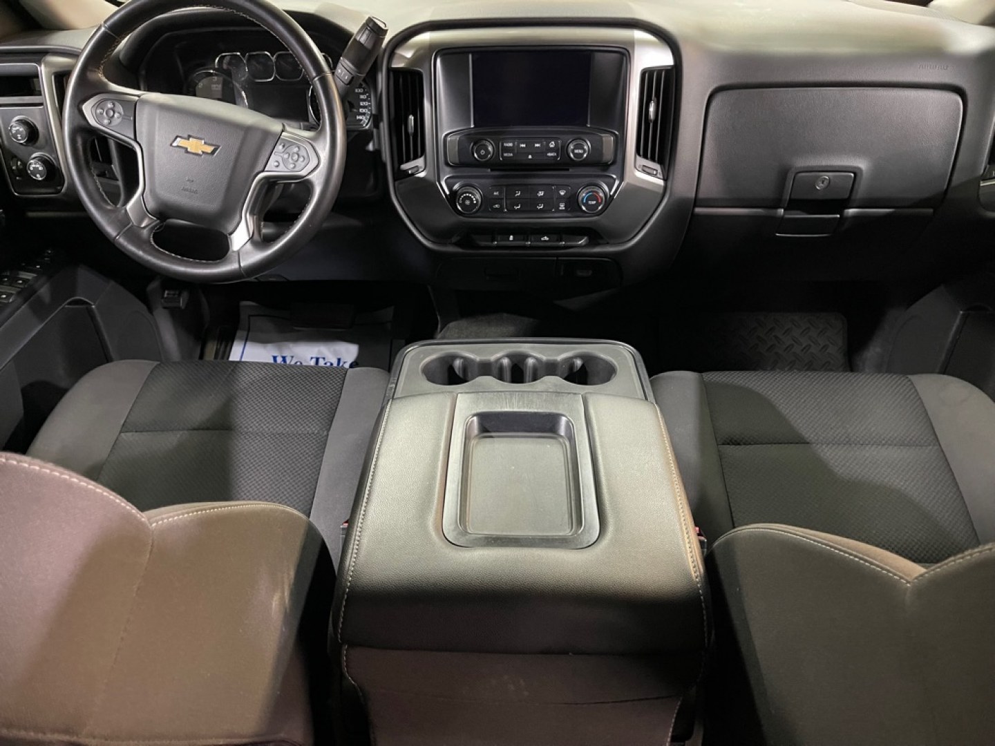 2017 SILVER CHEVROLET SILVERADO 1500 LT (3GCUKREC3HG) with an 5.3L engine, Automatic transmission, located at 2525 S. Cushman, Fairbanks, AK, 99701, (907) 452-5707, 64.824036, -147.712311- Photo#5