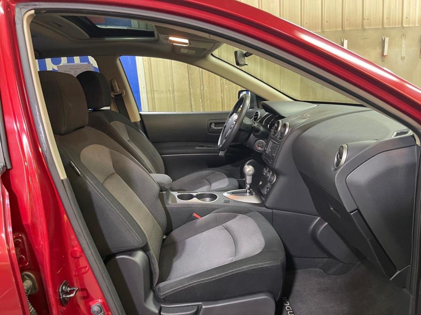 2013 RED NISSAN ROGUE S (JN8AS5MV3DW) with an 2.5L engine, Continuously Variable transmission, located at 2525 S. Cushman, Fairbanks, AK, 99701, (907) 452-5707, 64.824036, -147.712311- Photo#3