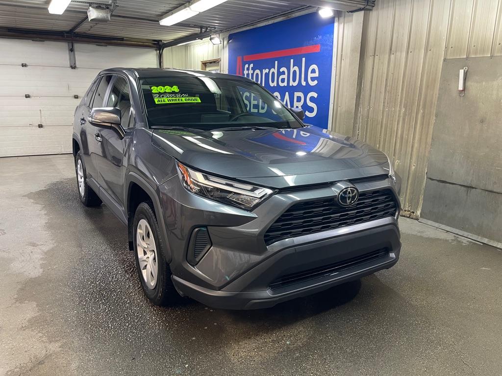 photo of 2024 TOYOTA RAV4 LE