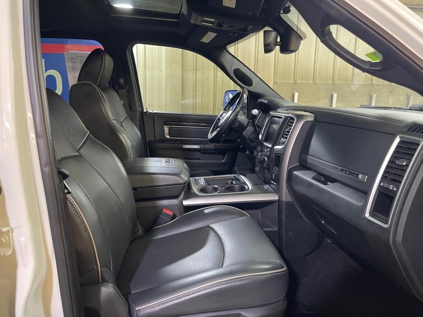 2016 WHITE RAM 2500 LONGHORN (3C6UR5GJ9GG) with an 6.4L engine, Automatic transmission, located at 2525 S. Cushman, Fairbanks, AK, 99701, (907) 452-5707, 64.824036, -147.712311 - Photo#3