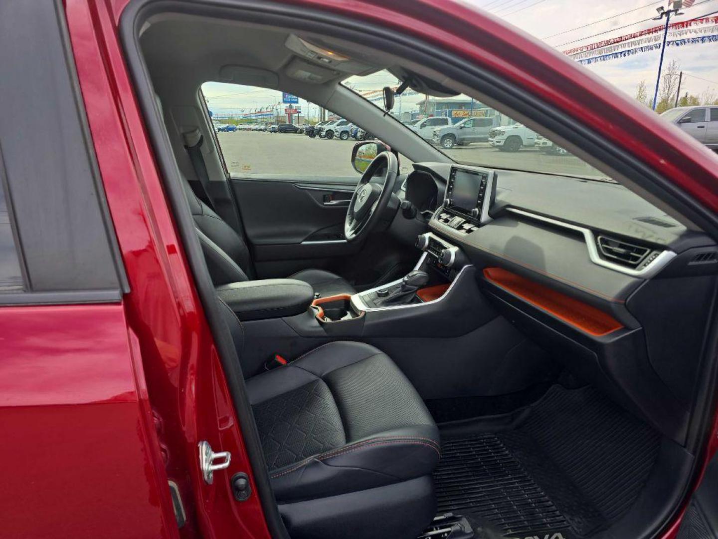 2019 MAROON TOYOTA RAV4 ADVENTURE (2T3J1RFV2KC) with an 2.5L engine, Automatic transmission, located at 2525 S. Cushman, Fairbanks, AK, 99701, (907) 452-5707, 64.824036, -147.712311 - Photo#3