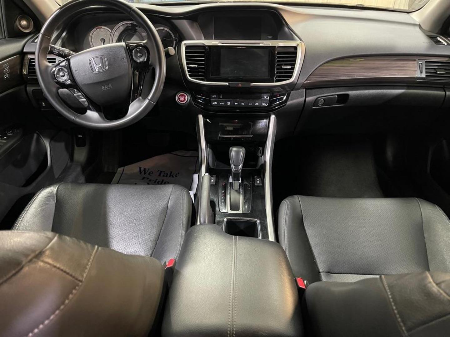 2017 BLACK HONDA ACCORD EXL (1HGCR2F80HA) with an 2.4L engine, Continuously Variable transmission, located at 2525 S. Cushman, Fairbanks, AK, 99701, (907) 452-5707, 64.824036, -147.712311 - Photo#5