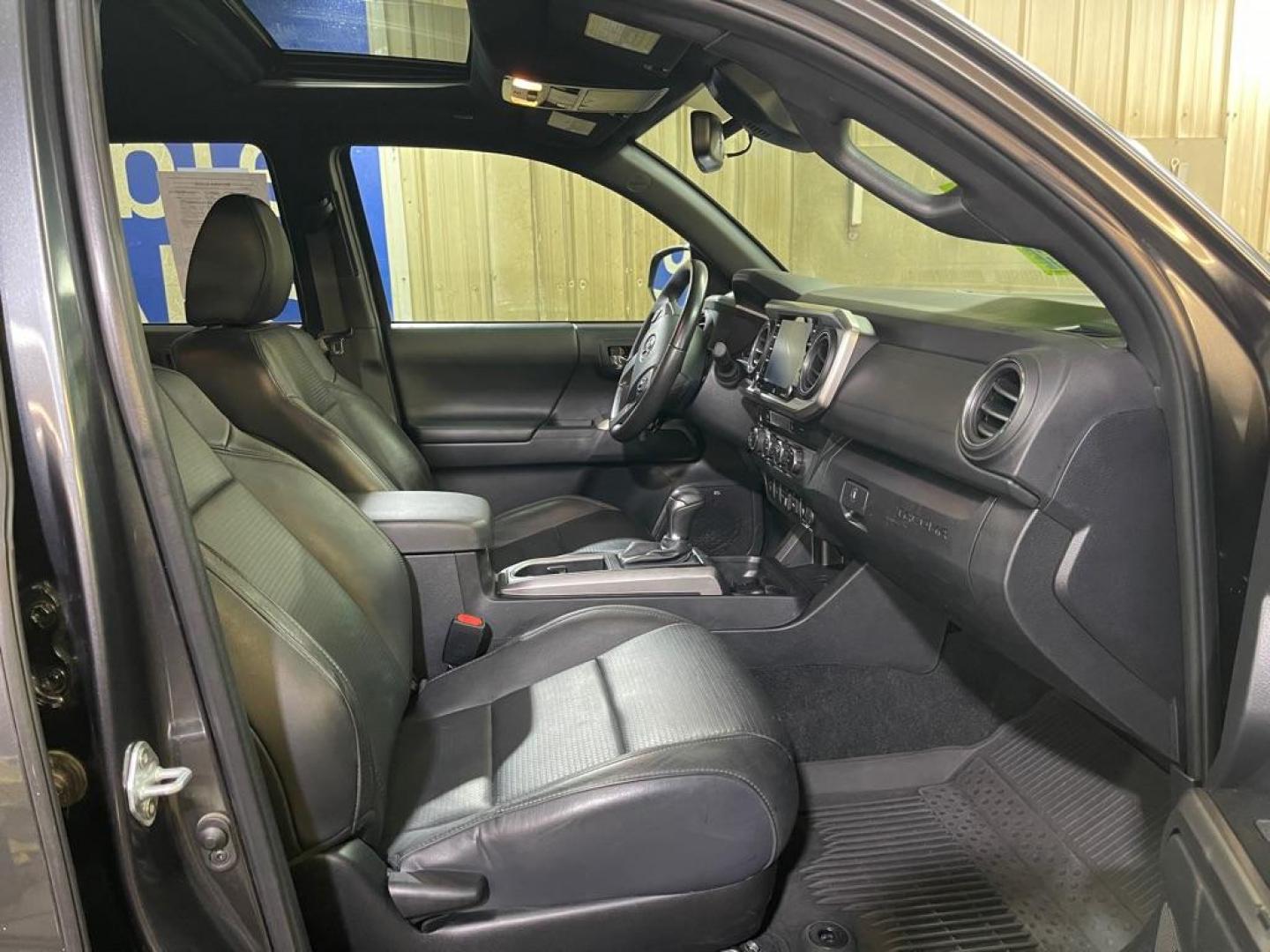 2023 GRAY TOYOTA TACOMA LIMITED DOUBLE CAB (3TMHZ5BN4PM) with an 3.5L engine, Automatic transmission, located at 2525 S. Cushman, Fairbanks, AK, 99701, (907) 452-5707, 64.824036, -147.712311 - Photo#3