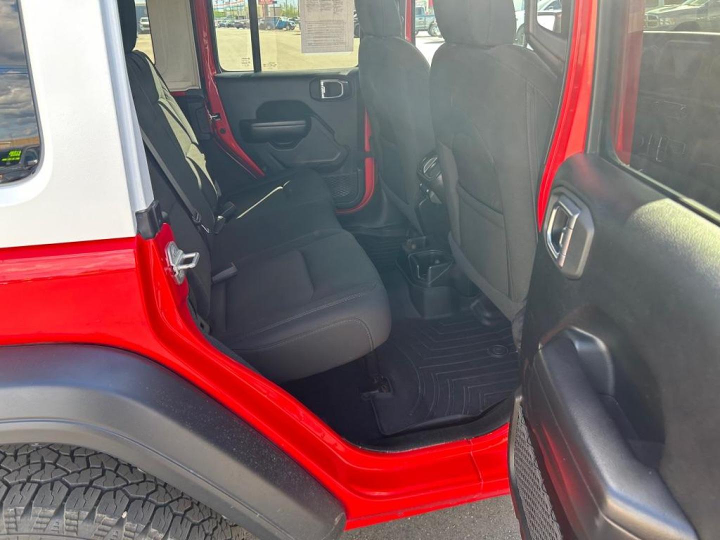 2021 RED JEEP WRANGLER UNLIMI SPORT (1C4HJXDNXMW) with an 2.0L engine, Automatic transmission, located at 2525 S. Cushman, Fairbanks, AK, 99701, (907) 452-5707, 64.824036, -147.712311 - Photo#4