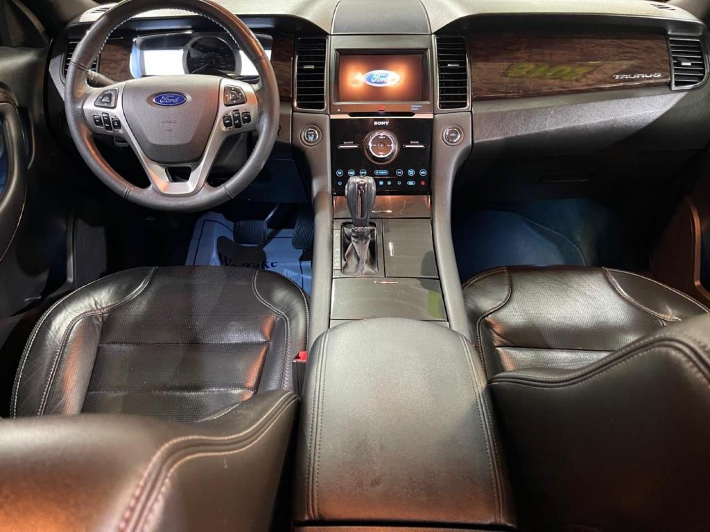 2018 MAROON FORD TAURUS LIMITED (1FAHP2J81JG) with an 3.5L engine, Automatic transmission, located at 2525 S. Cushman, Fairbanks, AK, 99701, (907) 452-5707, 64.824036, -147.712311 - Photo#5