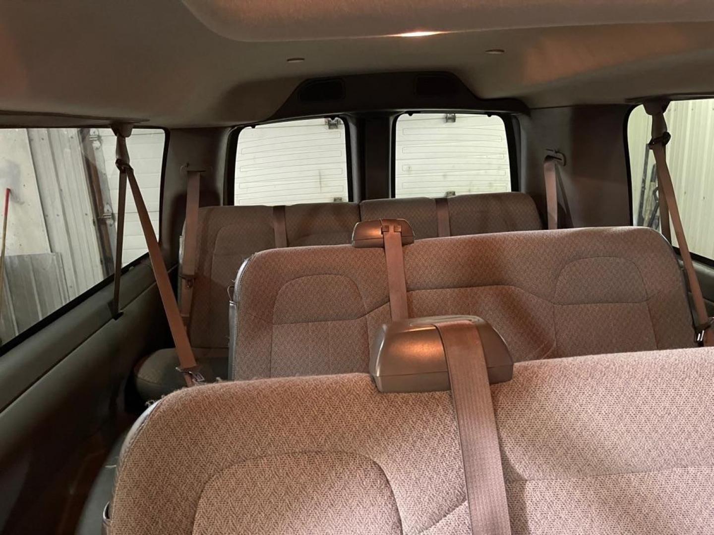2019 BLUE GMC SAVANA G3500 LT (1GJZ7PFG0K1) with an 6.0L engine, Automatic transmission, located at 2525 S. Cushman, Fairbanks, AK, 99701, (907) 452-5707, 64.824036, -147.712311 - Photo#5