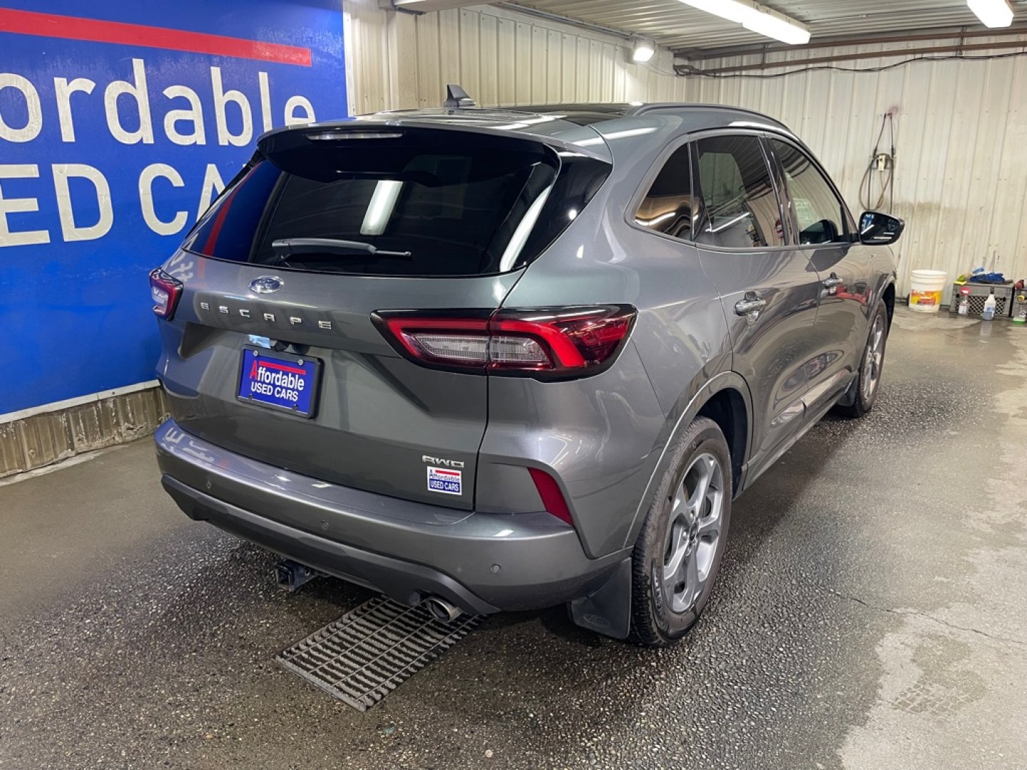 2023 GRAY FORD ESCAPE ST LINE ST LINE (1FMCU9MN8PU) with an 1.5L engine, Automatic transmission, located at 2525 S. Cushman, Fairbanks, AK, 99701, (907) 452-5707, 64.824036, -147.712311- Photo#2
