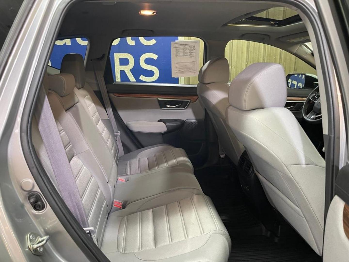 2020 SILVER HONDA CR-V EX (2HKRW1H5XLH) with an 1.5L engine, Continuously Variable transmission, located at 2525 S. Cushman, Fairbanks, AK, 99701, (907) 452-5707, 64.824036, -147.712311 - Photo#4