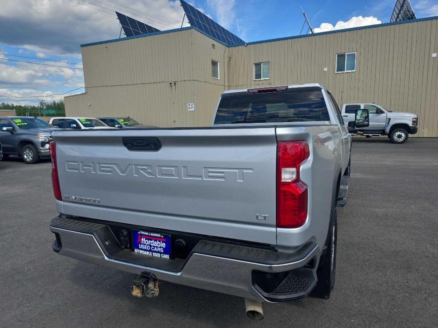 2021 SILVER CHEVROLET SILVERADO 2500 HEAVY DUTY LT (1GC4YNE7XMF) with an 6.6L engine, Automatic transmission, located at 2525 S. Cushman, Fairbanks, AK, 99701, (907) 452-5707, 64.824036, -147.712311 - Photo#2