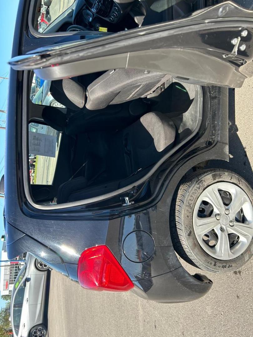 2022 BLACK CHEVROLET SPARK LS (KL8CB6SA1NC) with an 1.4L engine, Automatic transmission, located at 2525 S. Cushman, Fairbanks, AK, 99701, (907) 452-5707, 64.824036, -147.712311 - Photo#4