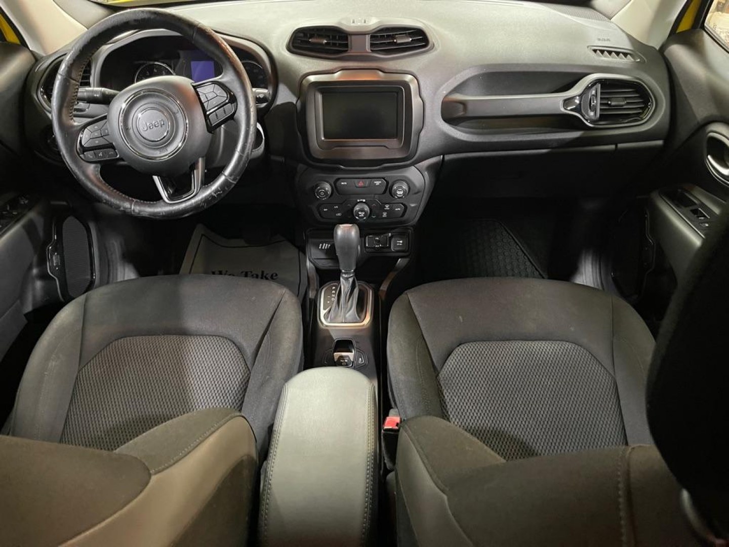 2019 YELLOW JEEP RENEGADE LATITUDE (ZACNJBBB4KP) with an 2.4L engine, Automatic transmission, located at 2525 S. Cushman, Fairbanks, AK, 99701, (907) 452-5707, 64.824036, -147.712311- Photo#5