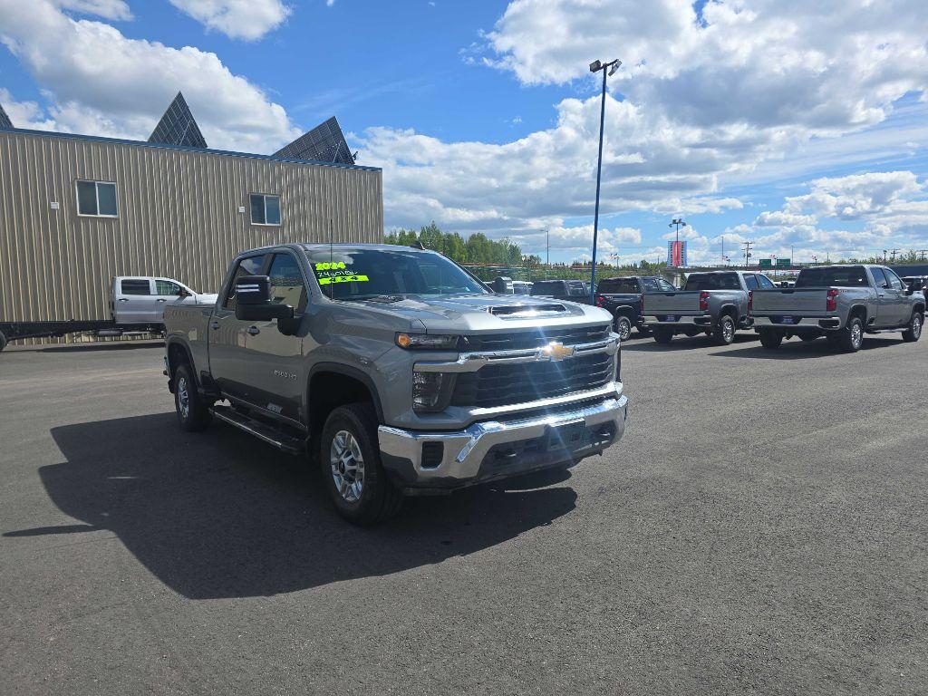 photo of 2024 CHEVROLET SILVERADO 2500 HEAVY DUTY LT
