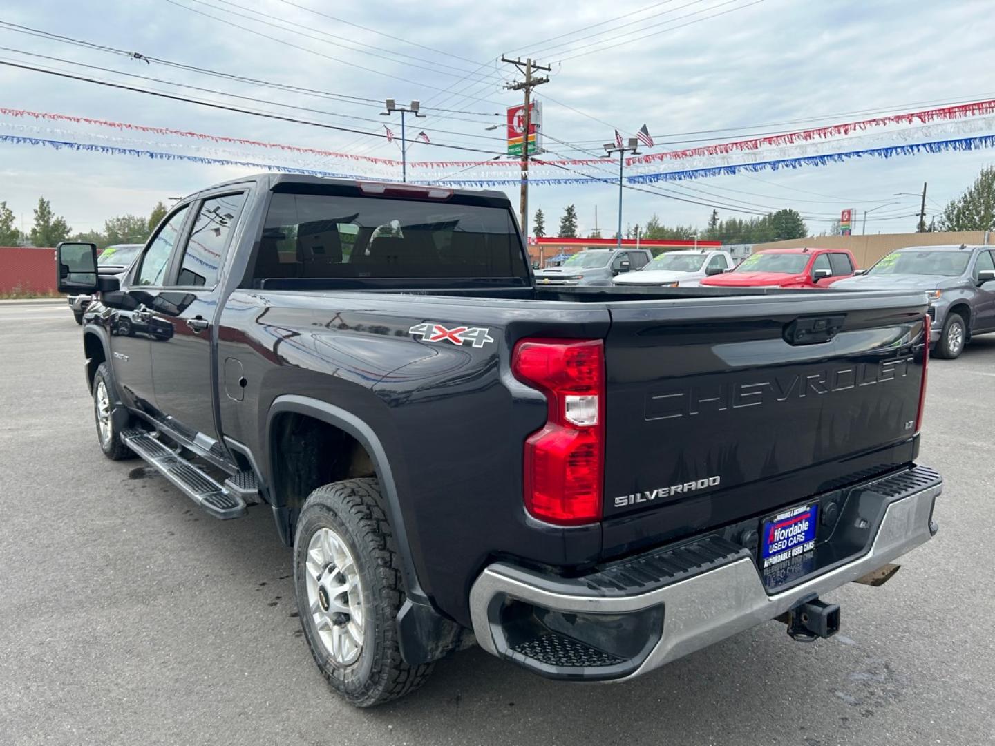 2024 GRAY CHEVROLET SILVERADO 2500 HEAVY DUTY LT (1GC4YNE74RF) with an 6.6L engine, Automatic transmission, located at 2525 S. Cushman, Fairbanks, AK, 99701, (907) 452-5707, 64.824036, -147.712311- Photo#3