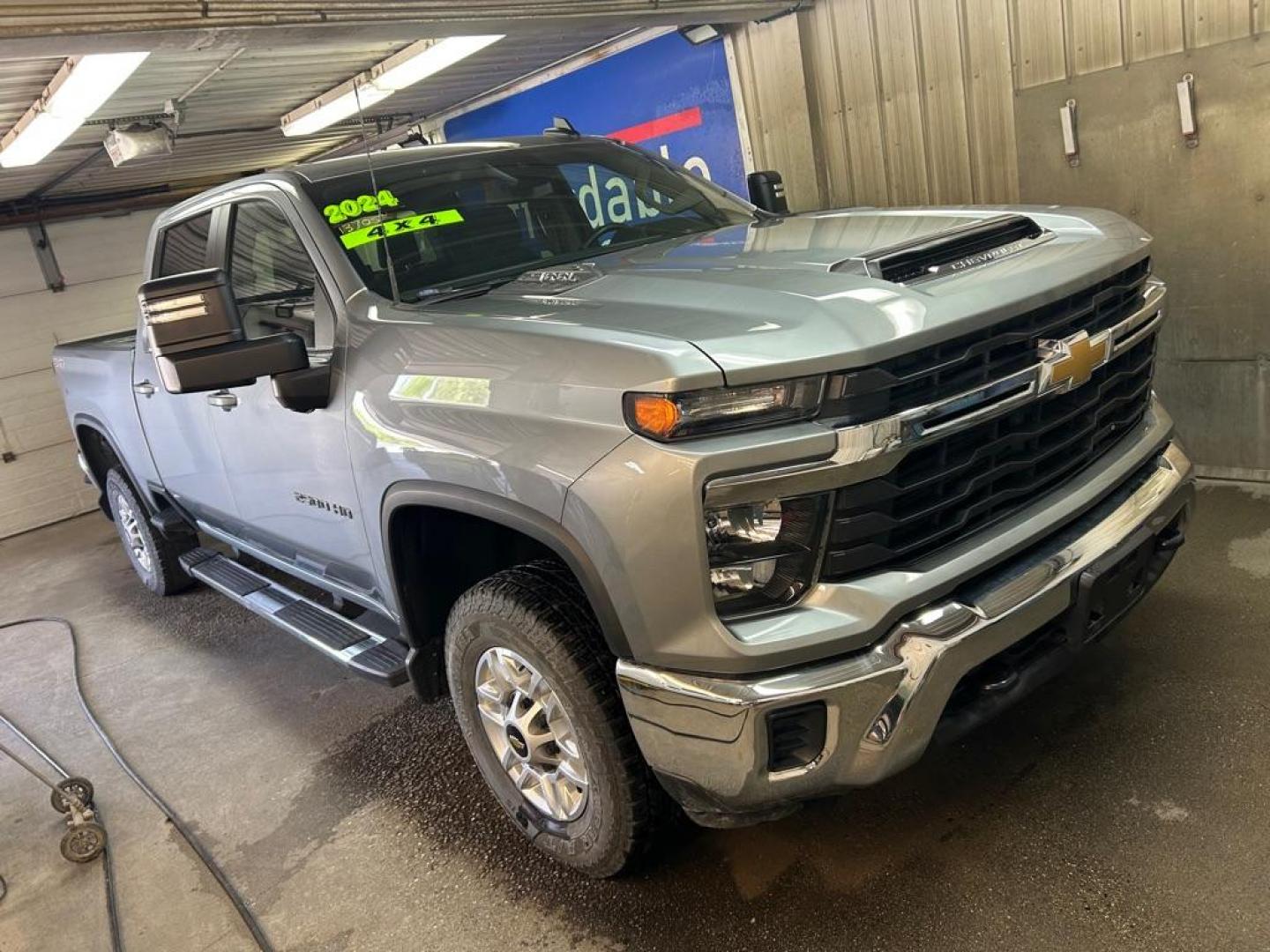 2024 SILVER CHEVROLET SILVERADO 2500 HEAVY DUTY LT (1GC4YNE79RF) with an 6.6L engine, Automatic transmission, located at 2525 S. Cushman, Fairbanks, AK, 99701, (907) 452-5707, 64.824036, -147.712311 - Photo#0