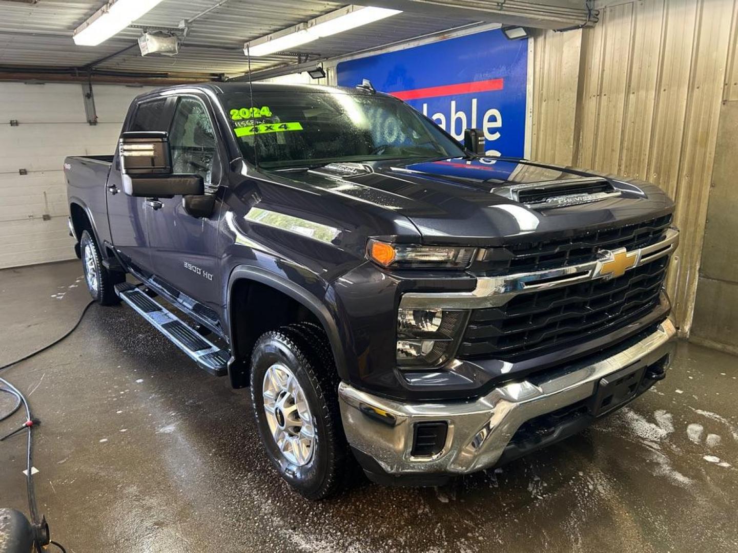 2024 GRAY CHEVROLET SILVERADO 2500 HEAVY DUTY LT (1GC4YNE74RF) with an 6.6L engine, Automatic transmission, located at 2525 S. Cushman, Fairbanks, AK, 99701, (907) 452-5707, 64.824036, -147.712311 - Photo#0