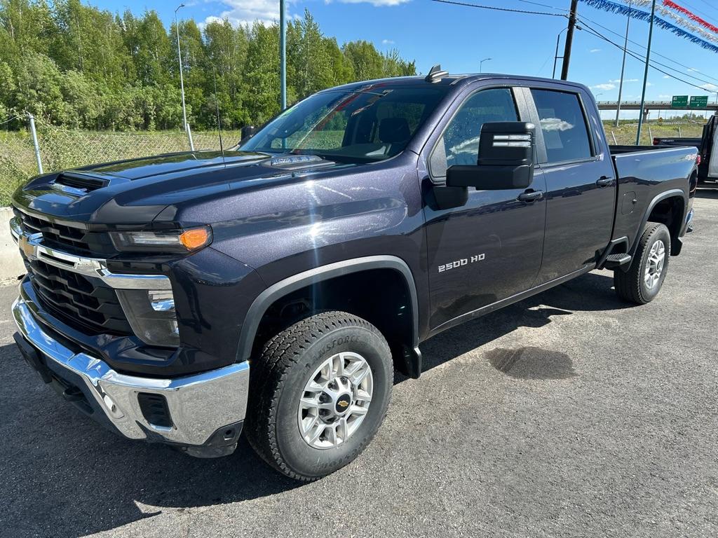 photo of 2024 CHEVROLET SILVERADO 2500 HEAVY DUTY LT