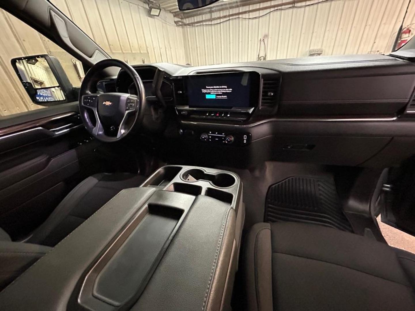 2024 SILVER CHEVROLET SILVERADO 2500 HEAVY DUTY LT (1GC4YNE79RF) with an 6.6L engine, Automatic transmission, located at 2525 S. Cushman, Fairbanks, AK, 99701, (907) 452-5707, 64.824036, -147.712311 - Photo#5