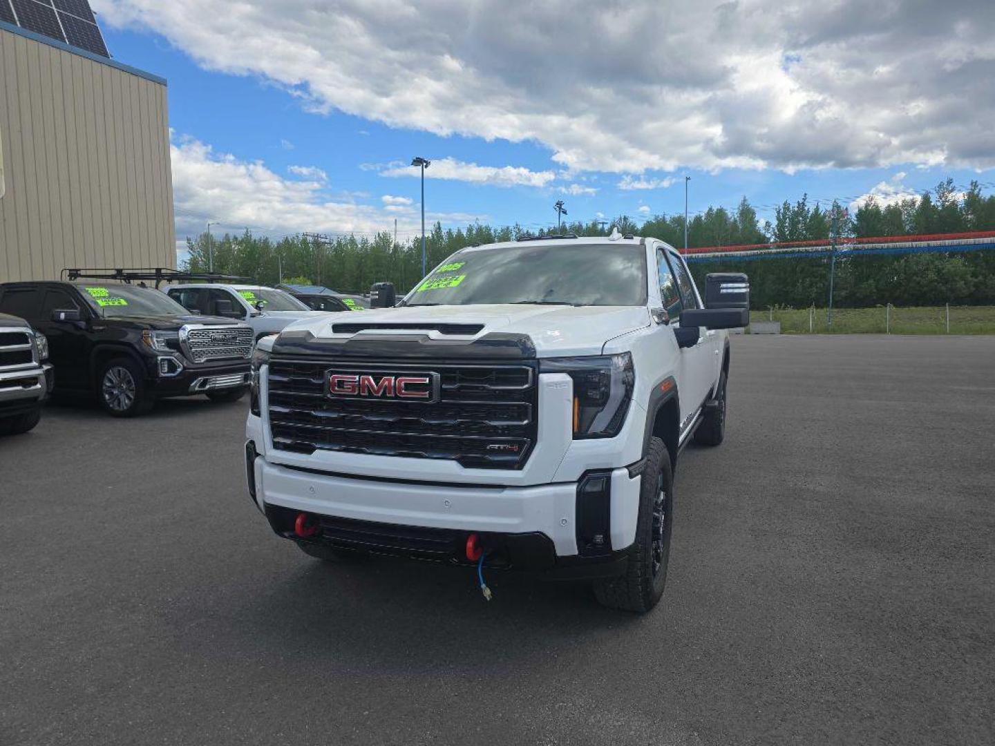 2025 WHITE GMC SIERRA 3500 AT4 (1GT4UVEY6SF) with an 6.6L engine, Automatic transmission, located at 2525 S. Cushman, Fairbanks, AK, 99701, (907) 452-5707, 64.824036, -147.712311 - Photo#3