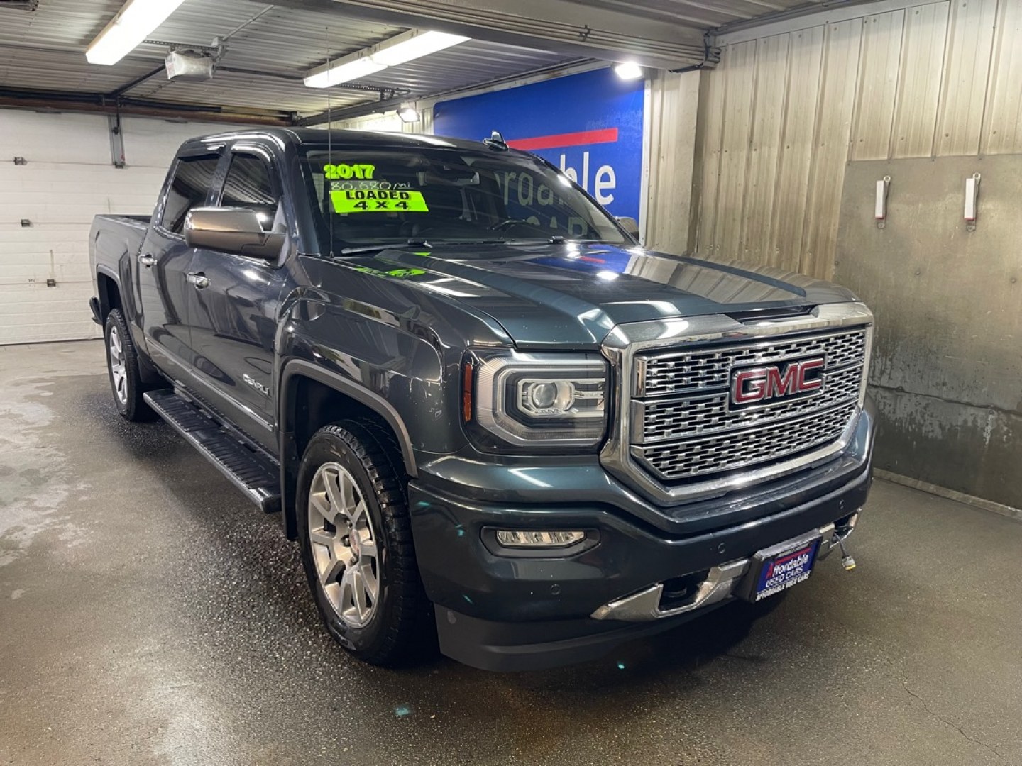 2017 GRAY GMC SIERRA DENALI 1500 DENALI (3GTU2PEJ9HG) with an 6.2L engine, Automatic transmission, located at 2525 S. Cushman, Fairbanks, AK, 99701, (907) 452-5707, 64.824036, -147.712311- Photo#0
