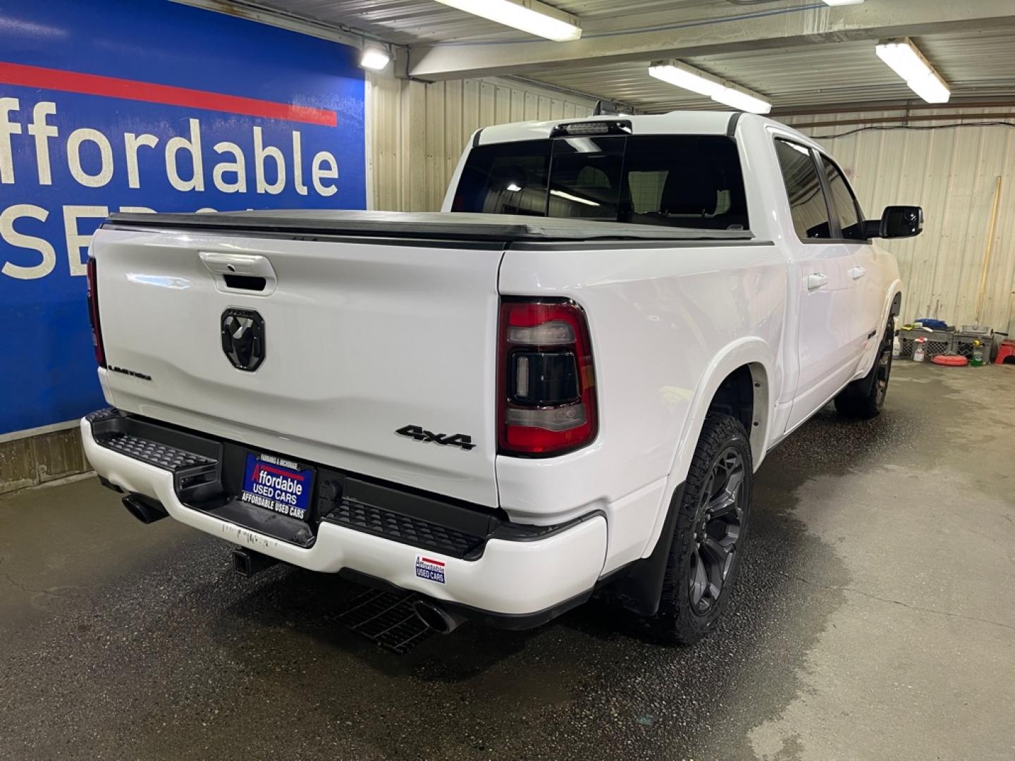 2021 WHITE RAM 1500 LIMITED (1C6SRFHT3MN) with an 5.7L engine, Automatic transmission, located at 2525 S. Cushman, Fairbanks, AK, 99701, (907) 452-5707, 64.824036, -147.712311- Photo#2